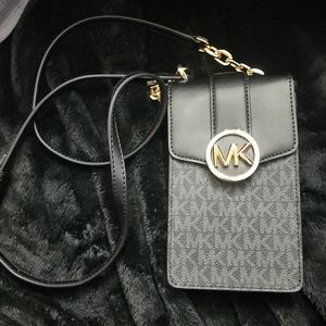 Michael kors mini crossbody purse